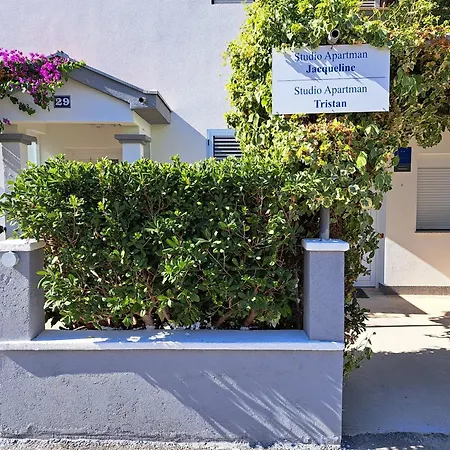 Apartamento Jacqueline *