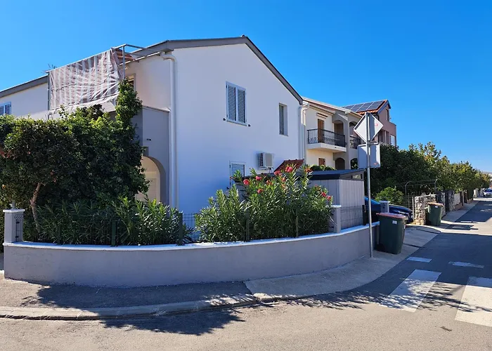 Jacqueline Apartament